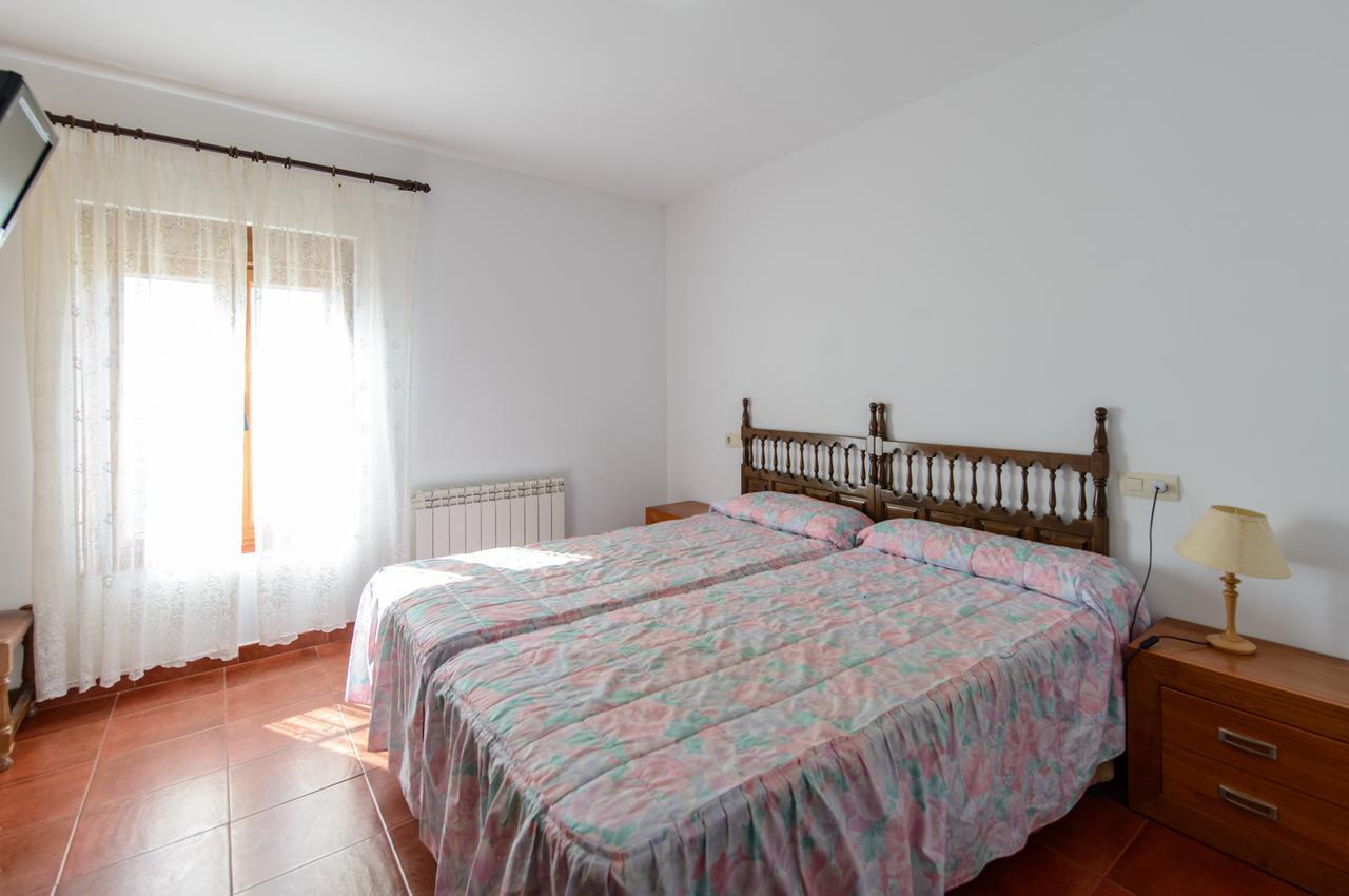 Hostal Camino Real Calzadilla de la Cueza Luaran gambar