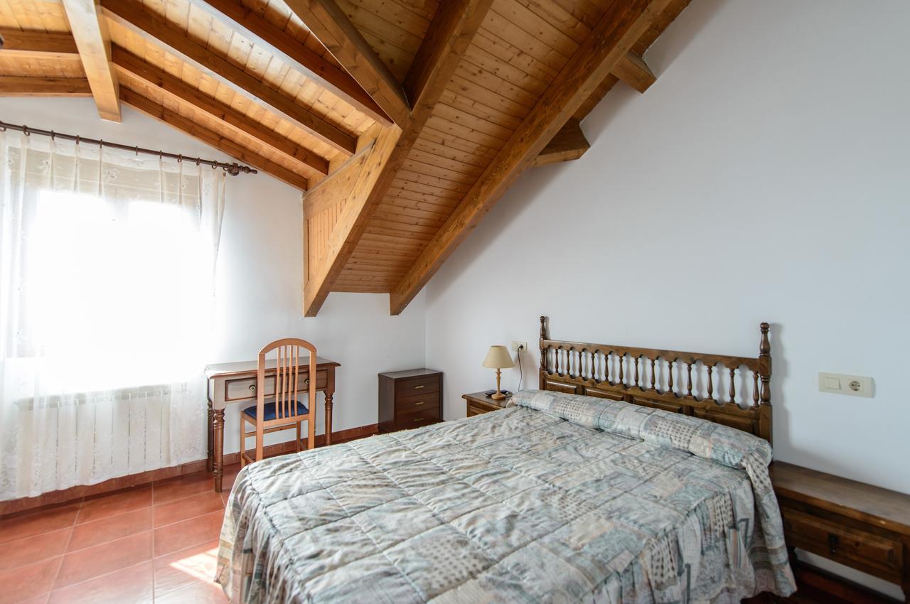 Hostal Camino Real Calzadilla de la Cueza Luaran gambar